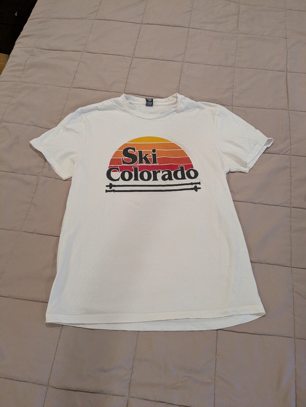 District White 'Ski Colorado' Graphic Tee with Sunset Stripes